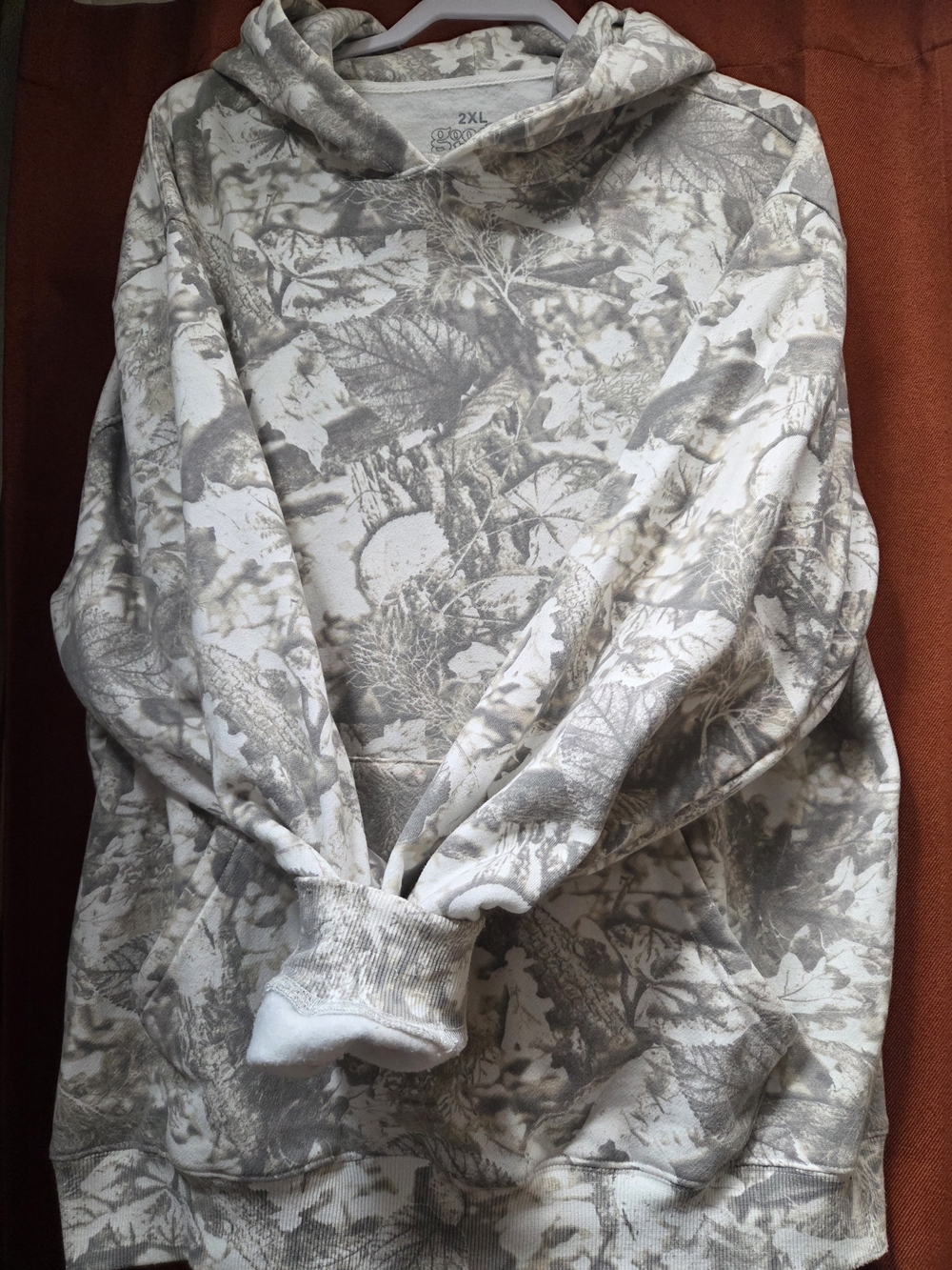Gray Leaf-Print Hoodie Sweater An Pants Set